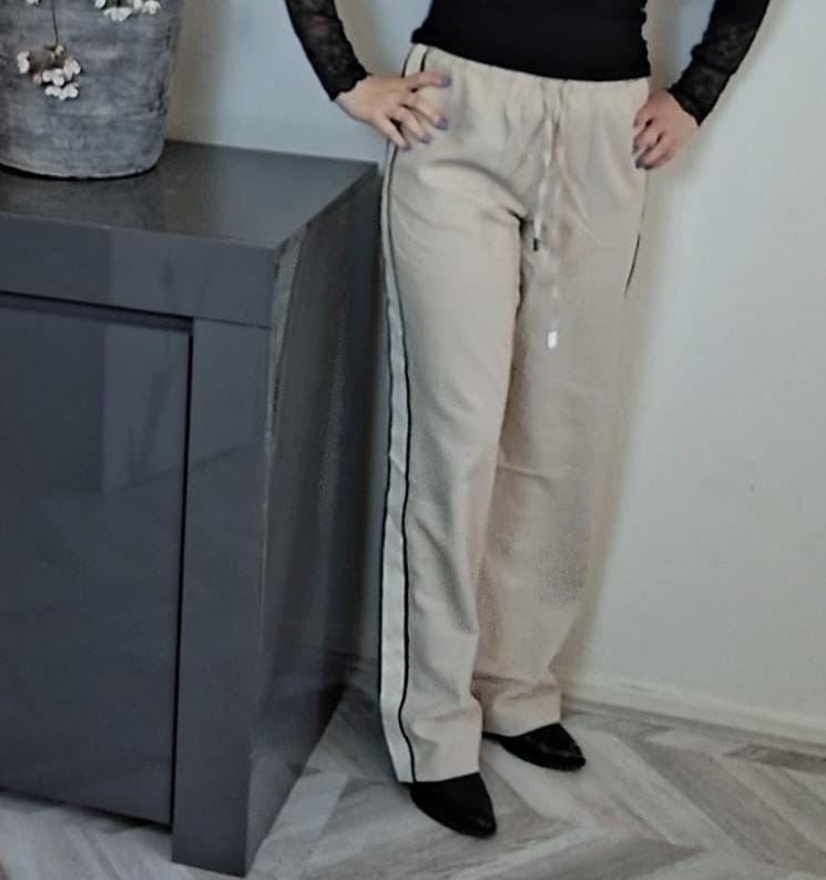 Broek met Streep